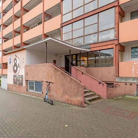 Апартаменти Gdansk Pokoje Przymorze - Obroncow Wybrzeza 8A Екстер'єр фото
